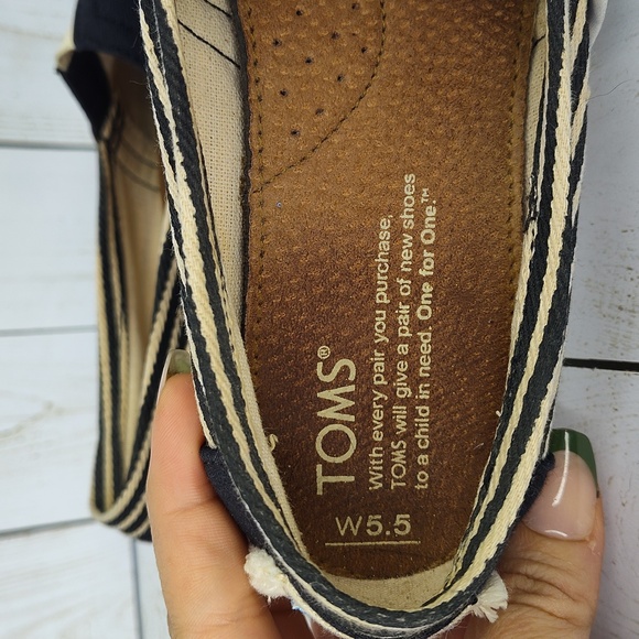 Toms Classic University Rope Espadrille Shoes - Picture 4 of 8